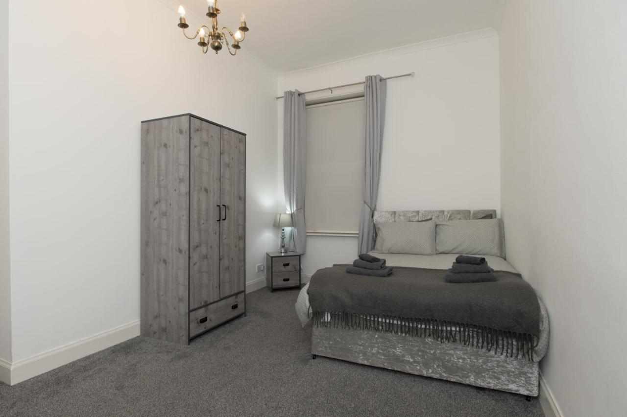 Maze Beach Getaway Apartment Ayr Exterior photo
